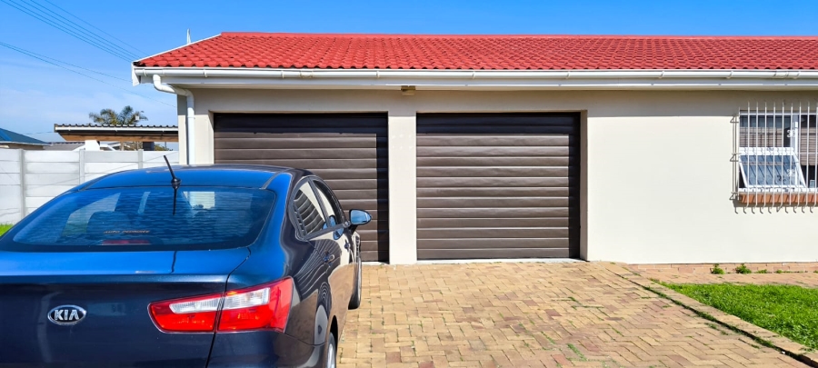 3 Bedroom Property for Sale in Churchill Estate Western Cape